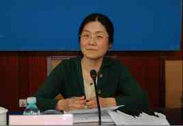 Ван Fengling: заступник секретаря з планування Тайюань
